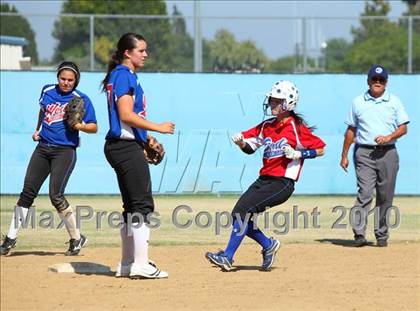 Thumbnail 3 in SFV East-West All-Star Classic photogallery.