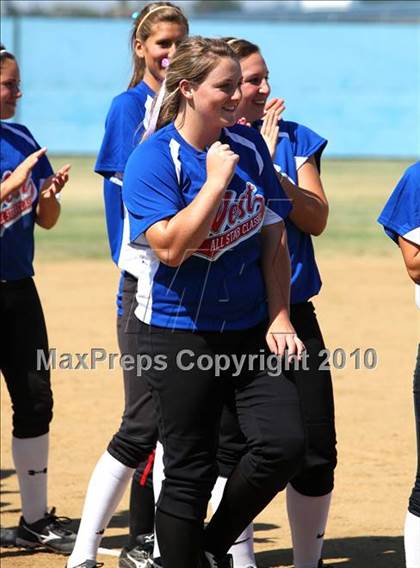 Thumbnail 1 in SFV East-West All-Star Classic photogallery.