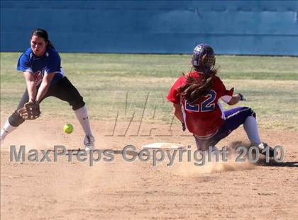 Thumbnail 3 in SFV East-West All-Star Classic photogallery.