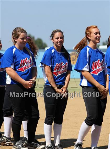Thumbnail 3 in SFV East-West All-Star Classic photogallery.