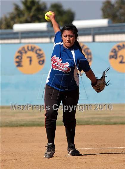 Thumbnail 2 in SFV East-West All-Star Classic photogallery.