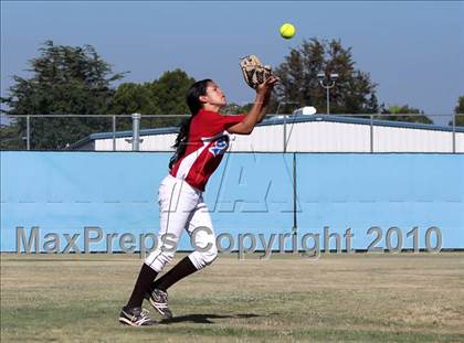 Thumbnail 3 in SFV East-West All-Star Classic photogallery.