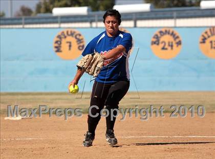 Thumbnail 3 in SFV East-West All-Star Classic photogallery.