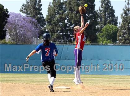 Thumbnail 3 in SFV East-West All-Star Classic photogallery.