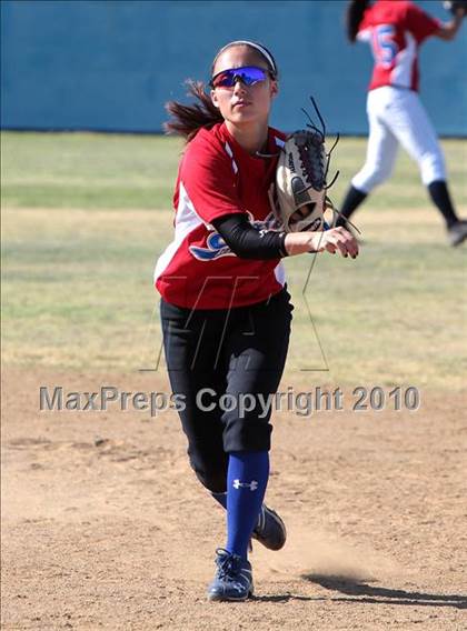 Thumbnail 2 in SFV East-West All-Star Classic photogallery.