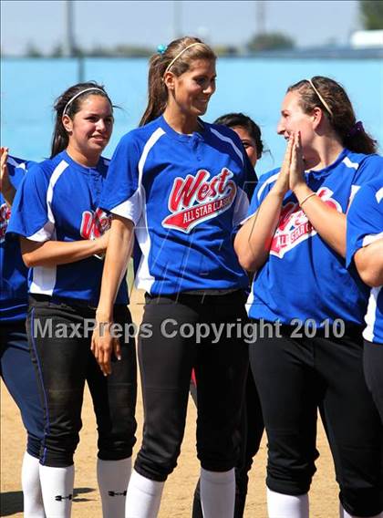 Thumbnail 3 in SFV East-West All-Star Classic photogallery.