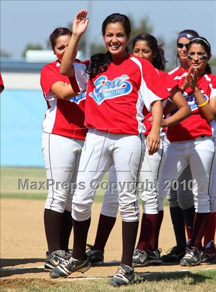 Thumbnail 1 in SFV East-West All-Star Classic photogallery.