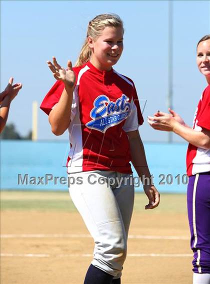 Thumbnail 2 in SFV East-West All-Star Classic photogallery.