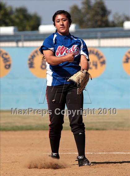 Thumbnail 1 in SFV East-West All-Star Classic photogallery.