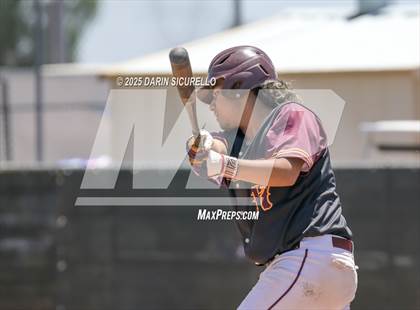 Thumbnail 3 in Tolleson vs Red Mountain (AIA 6A Round 1A Playoff) photogallery.