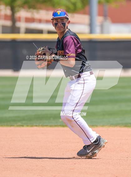 Thumbnail 3 in Tolleson vs Red Mountain (AIA 6A Round 1A Playoff) photogallery.