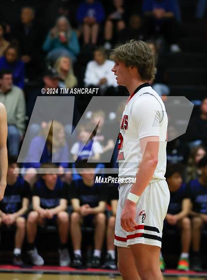 Thumbnail 1 in Franklin Community vs East Central (IHSAA 4A Section 14 Semifinal) photogallery.