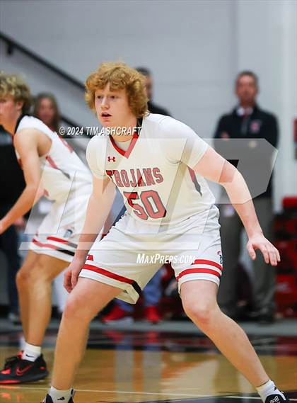 Thumbnail 2 in Franklin Community vs East Central (IHSAA 4A Section 14 Semifinal) photogallery.