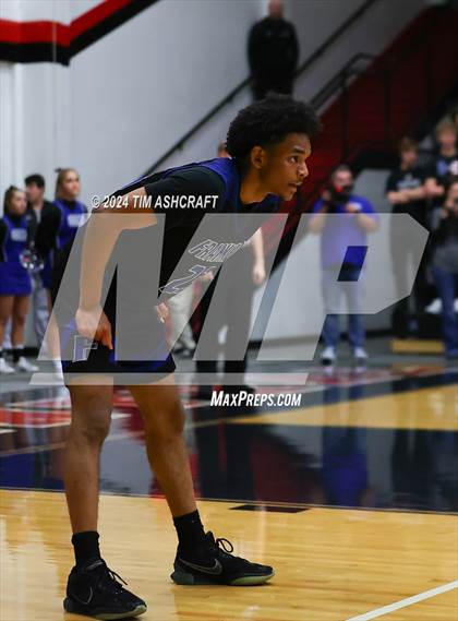 Thumbnail 3 in Franklin Community vs East Central (IHSAA 4A Section 14 Semifinal) photogallery.