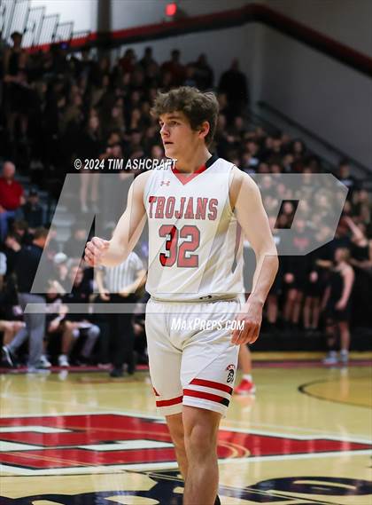 Thumbnail 2 in Franklin Community vs East Central (IHSAA 4A Section 14 Semifinal) photogallery.