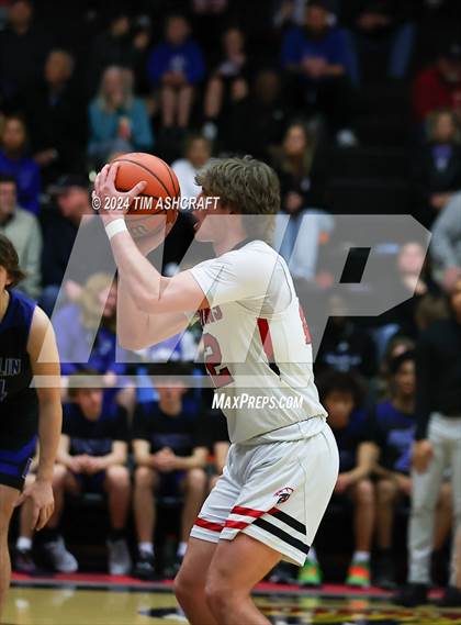 Thumbnail 3 in Franklin Community vs East Central (IHSAA 4A Section 14 Semifinal) photogallery.
