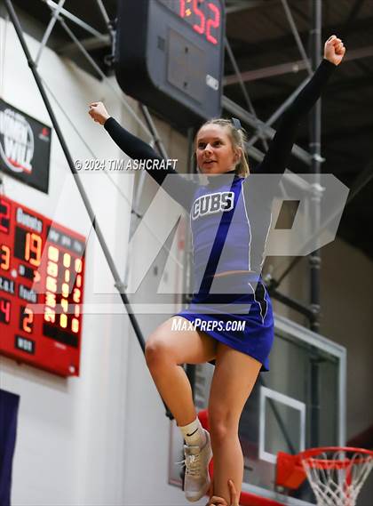 Thumbnail 1 in Franklin Community vs East Central (IHSAA 4A Section 14 Semifinal) photogallery.
