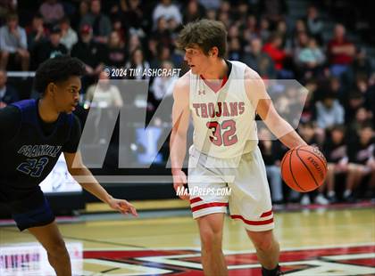 Thumbnail 2 in Franklin Community vs East Central (IHSAA 4A Section 14 Semifinal) photogallery.