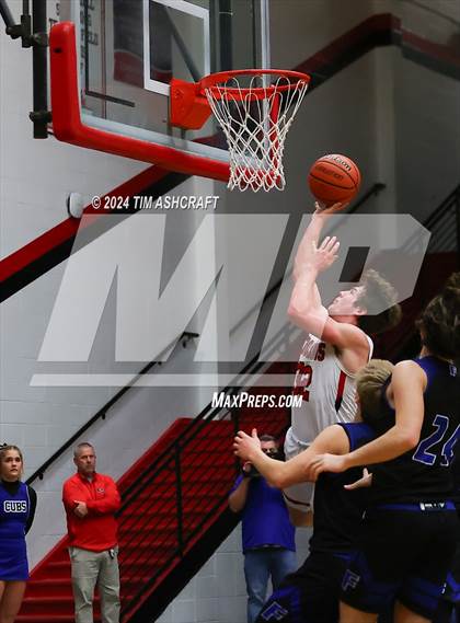 Thumbnail 1 in Franklin Community vs East Central (IHSAA 4A Section 14 Semifinal) photogallery.