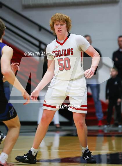 Thumbnail 2 in Franklin Community vs East Central (IHSAA 4A Section 14 Semifinal) photogallery.