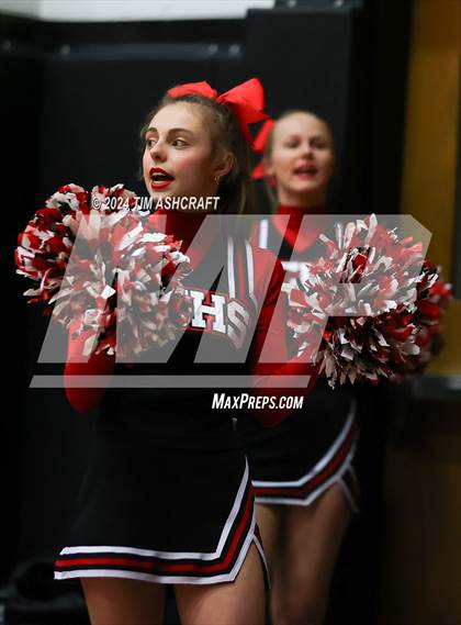 Thumbnail 2 in Franklin Community vs East Central (IHSAA 4A Section 14 Semifinal) photogallery.