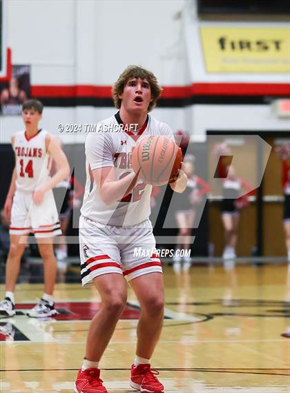 Thumbnail 3 in Franklin Community vs East Central (IHSAA 4A Section 14 Semifinal) photogallery.