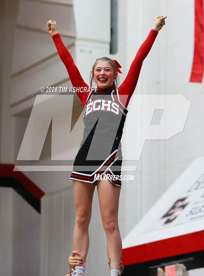 Thumbnail 3 in Franklin Community vs East Central (IHSAA 4A Section 14 Semifinal) photogallery.