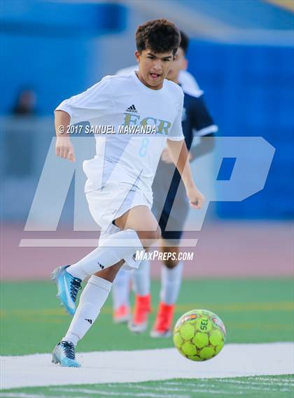 Thumbnail 2 in El Camino Real vs Mendez photogallery.