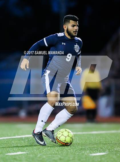 Thumbnail 1 in El Camino Real vs Mendez photogallery.