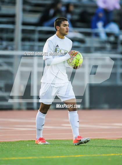 Thumbnail 2 in El Camino Real vs Mendez photogallery.