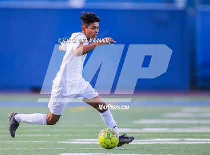 Thumbnail 2 in El Camino Real vs Mendez photogallery.