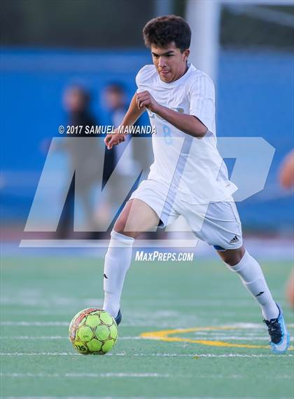 Thumbnail 3 in El Camino Real vs Mendez photogallery.
