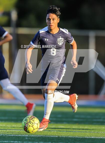 Thumbnail 1 in El Camino Real vs Mendez photogallery.