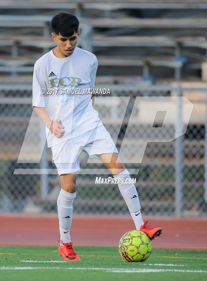 Thumbnail 1 in El Camino Real vs Mendez photogallery.