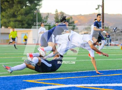 Thumbnail 2 in El Camino Real vs Mendez photogallery.