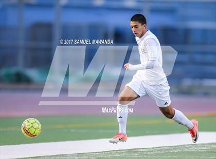 Thumbnail 2 in El Camino Real vs Mendez photogallery.
