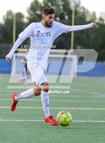 Thumbnail 1 in El Camino Real vs Mendez photogallery.
