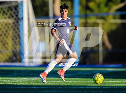 Thumbnail 2 in El Camino Real vs Mendez photogallery.