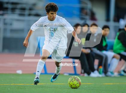 Thumbnail 2 in El Camino Real vs Mendez photogallery.