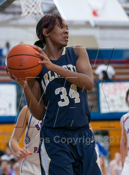 Thumbnail 2 in Arlington vs Bartlett photogallery.