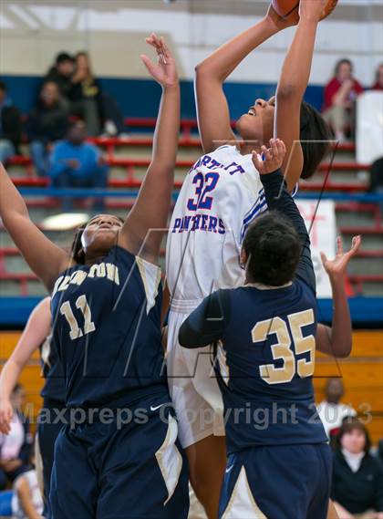 Thumbnail 2 in Arlington vs Bartlett photogallery.