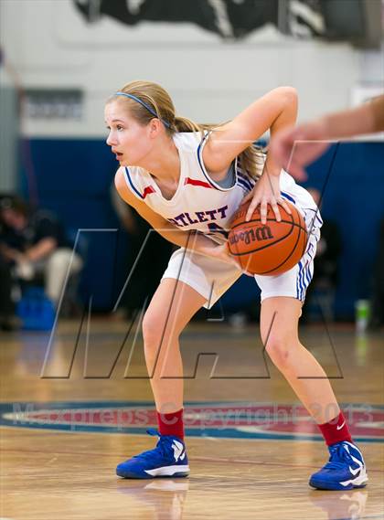 Thumbnail 1 in Arlington vs Bartlett photogallery.