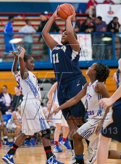 Thumbnail 2 in Arlington vs Bartlett photogallery.