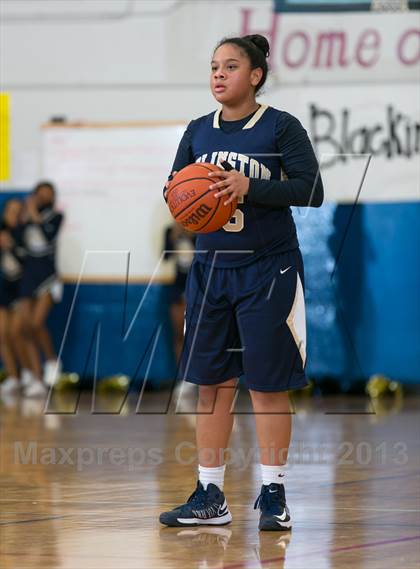 Thumbnail 3 in Arlington vs Bartlett photogallery.