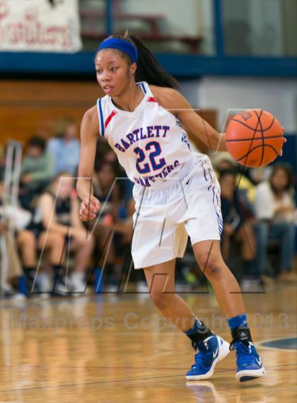 Thumbnail 3 in Arlington vs Bartlett photogallery.