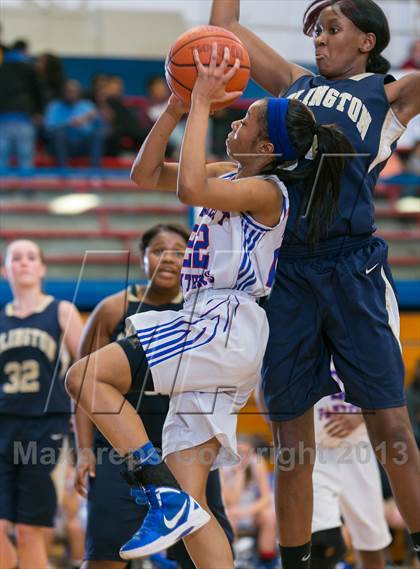 Thumbnail 2 in Arlington vs Bartlett photogallery.