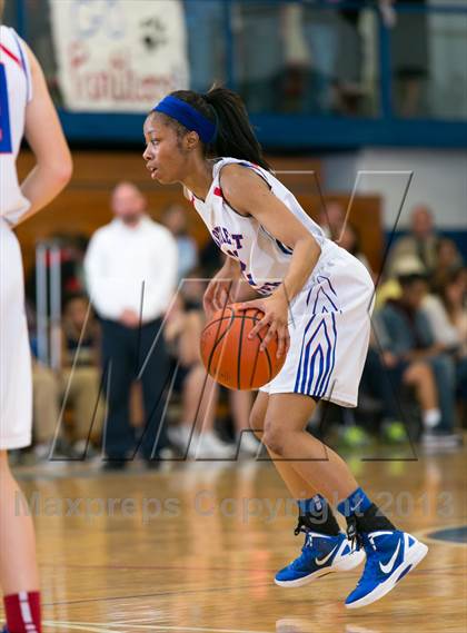 Thumbnail 3 in Arlington vs Bartlett photogallery.