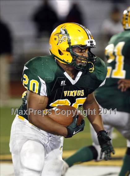 Thumbnail 3 in Vallejo @ Vanden photogallery.