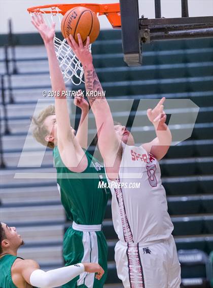 Thumbnail 3 in Peninsula vs. Stanwood (Tournament of Champions) photogallery.