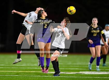 Thumbnail 3 in Curtis @ Puyallup photogallery.